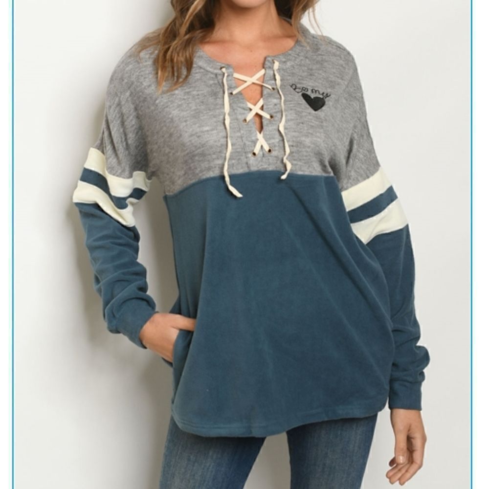 ποΈENTROβSoftβ & SportyβGray&TealβSweaterβSizeβMedium